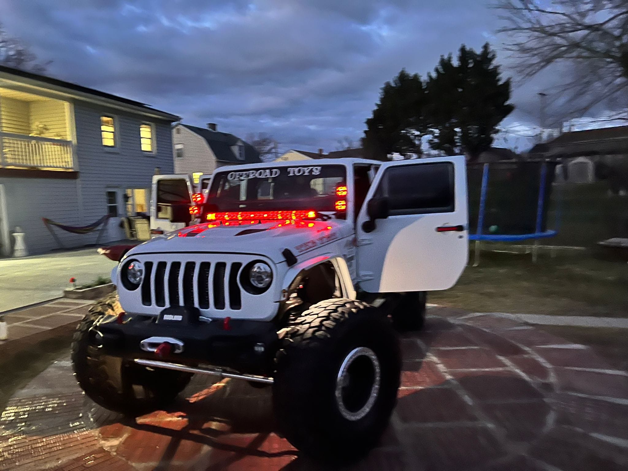 Jeep Wrangler side lighting project view